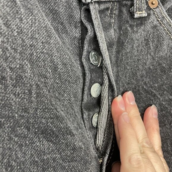Vintage Levis 26501 1159 Black Distressed Mom Jean Button Fly Size 11 Made USA - Picture 4 of 12